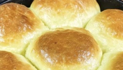 Super Soft Homemade Dinner Rolls