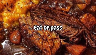 Beef and Gravy Over Mashed Potatoes