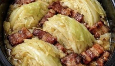 Slow Cooker Braised Cabbage and Bacon